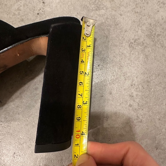 Stuart Weitzman Sequel Black Suede Mule Sandal - Picture 3 of 11